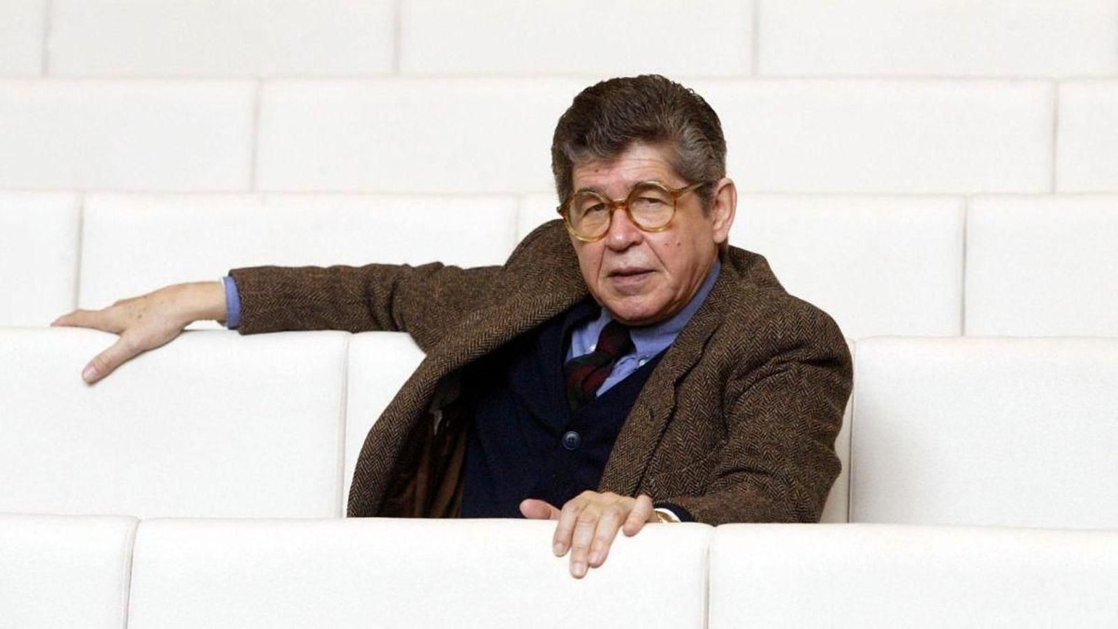 Alfredo Bryce Echenique, uno de los narradores más singulares del boom latinoamericano.