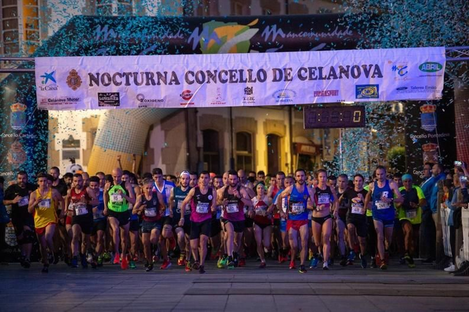 Salida de la nocturna de Celanova (ÓSCAR PINAL).