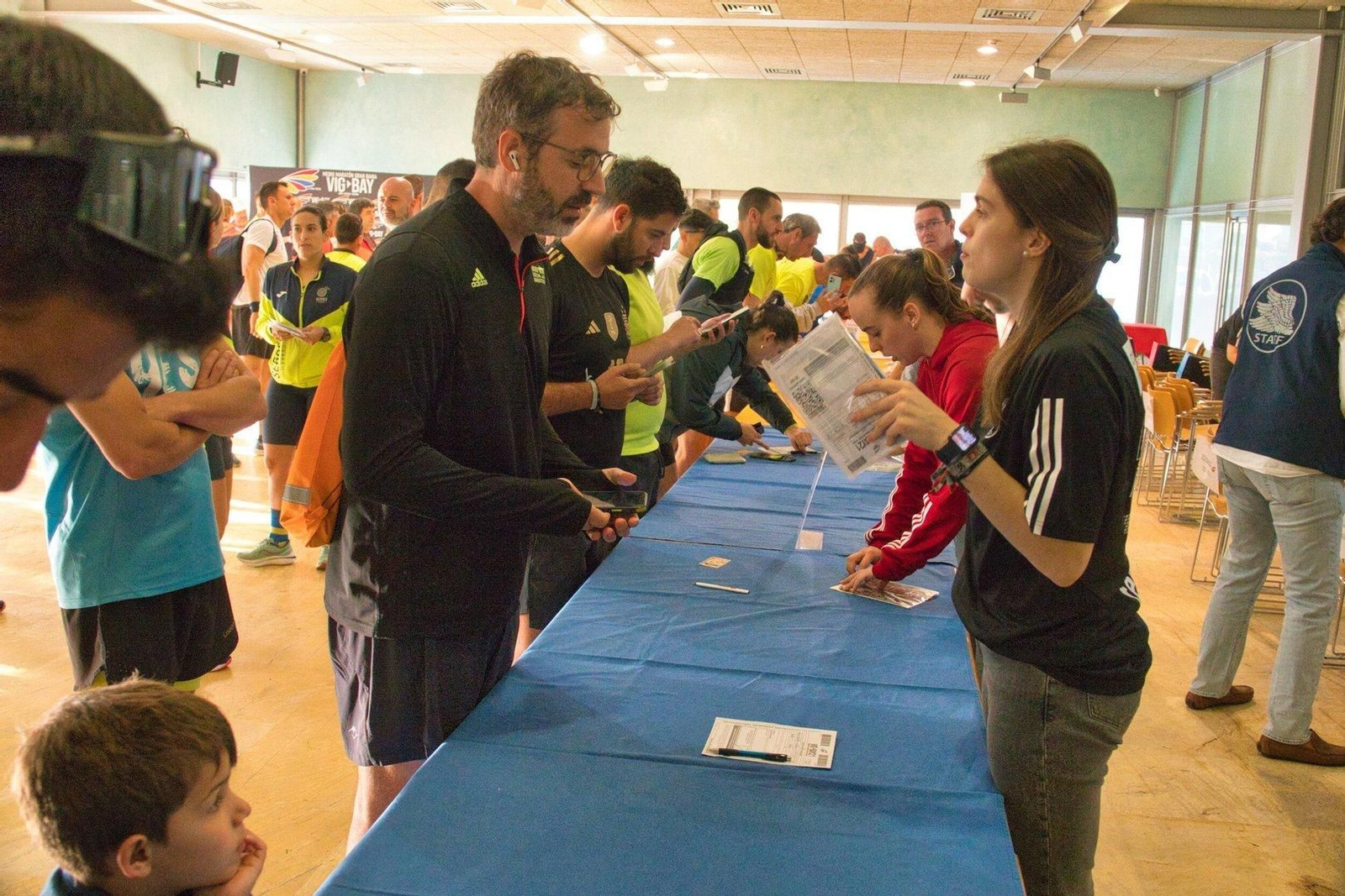 Recogida de dorsales.