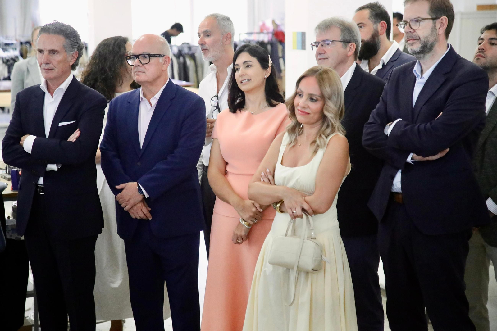 Galería | Desde la exposición hasta los talleres, el recorrido de la reina Leticia por Adolfo Domínguez