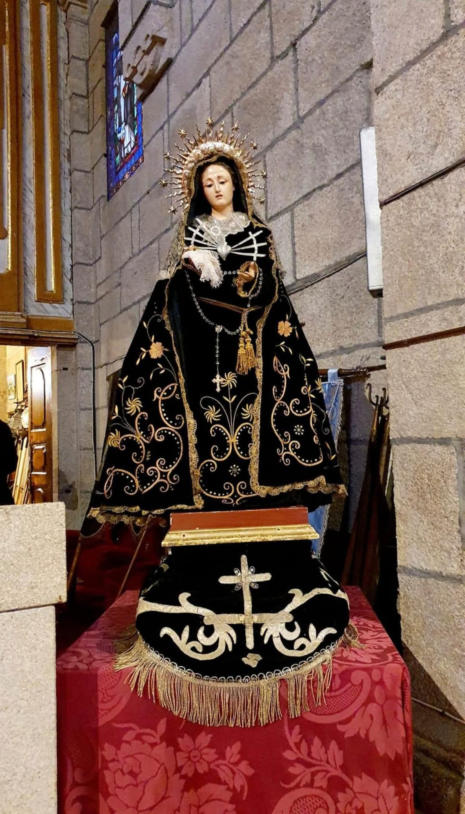 Galería | El Vía Crucis del Cristo de los Desamparados, en fotos