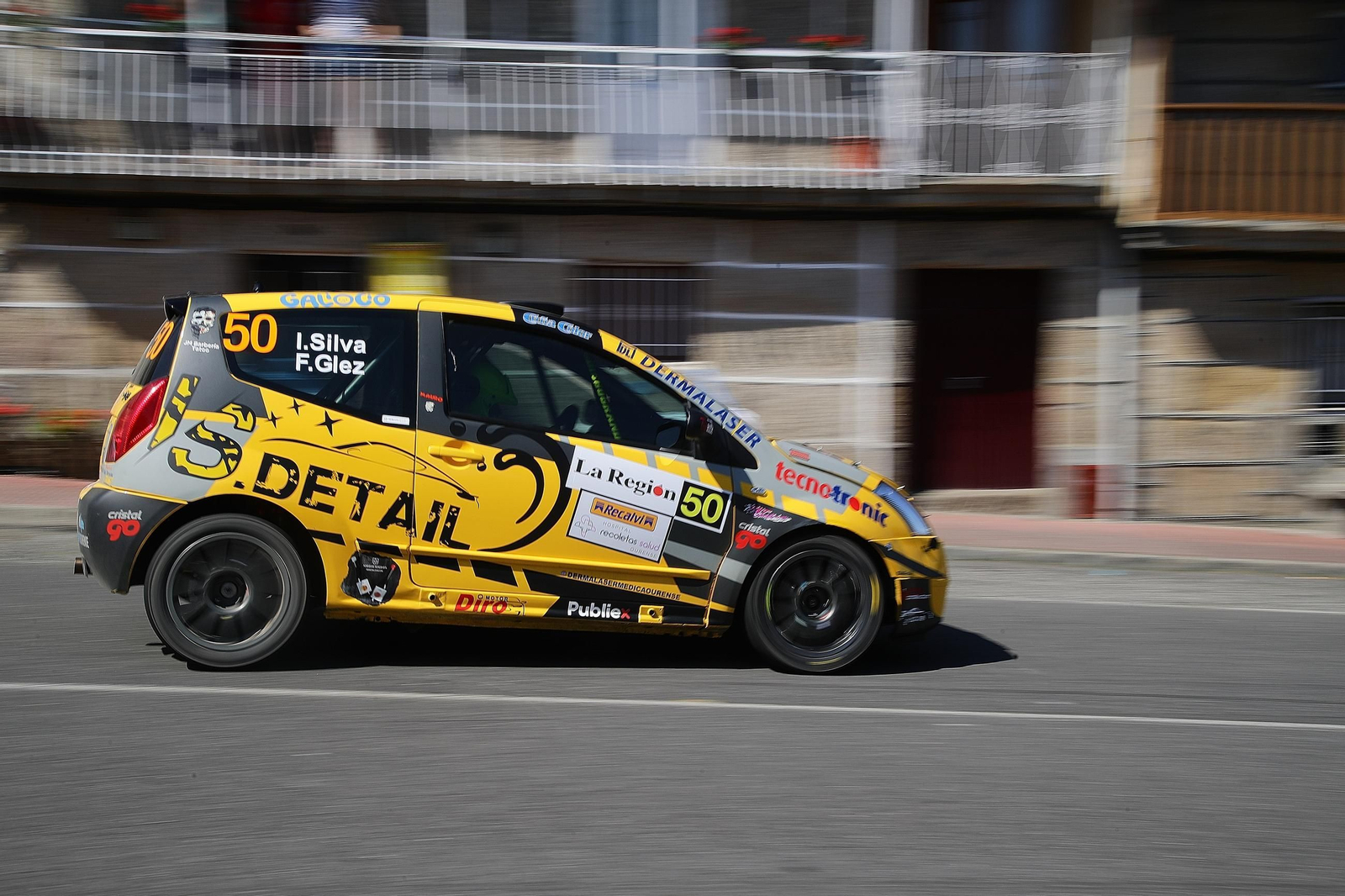 Galería | El tramo de Taboadela marca el inicio del segundo día del Rally de Ourense 2026, en fotos