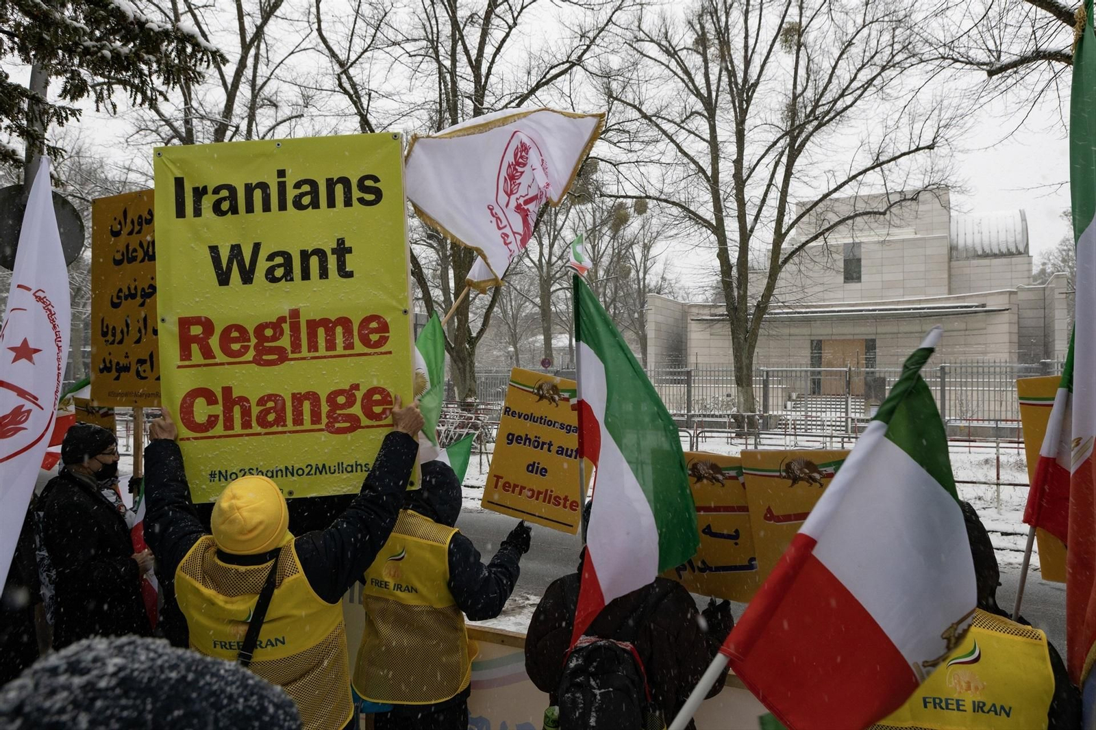 Manifestación de apoyo al pueblo iraní en Berlín