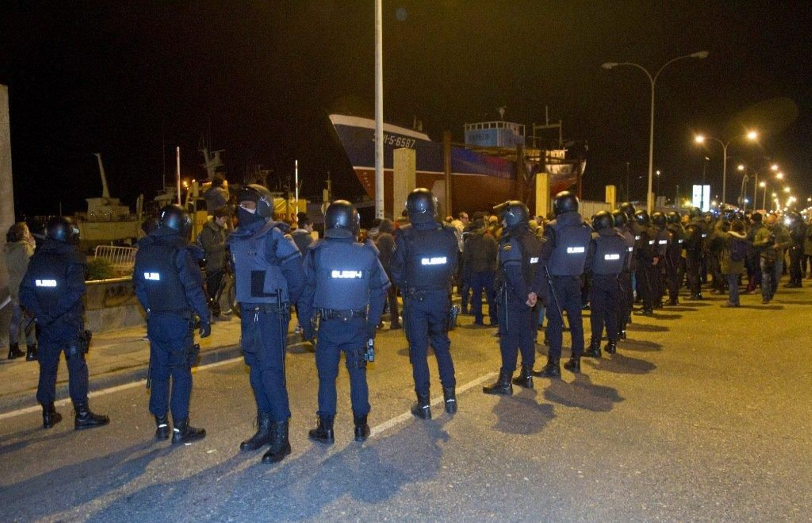 Traslado del barco Alfageme a Coia Foto Lanfoco 01