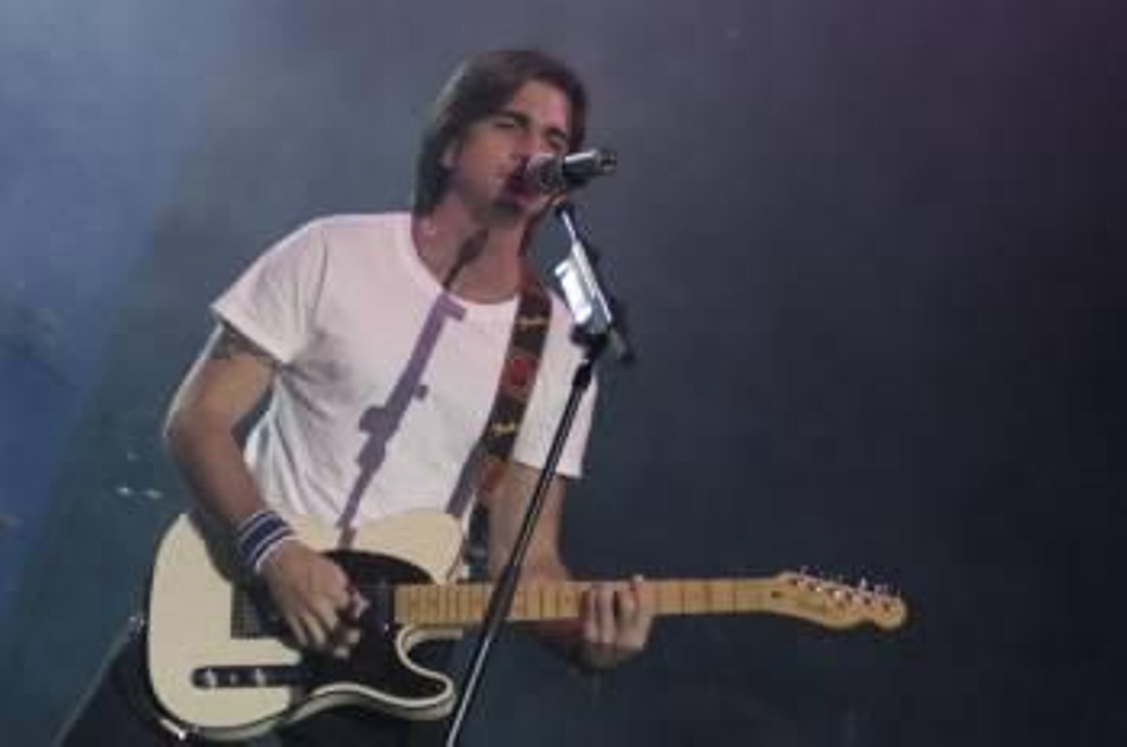 Juanes cerró Para Vigo me voy, en 2003 con un concierto también en Castrelos (arriba). Foto: AR