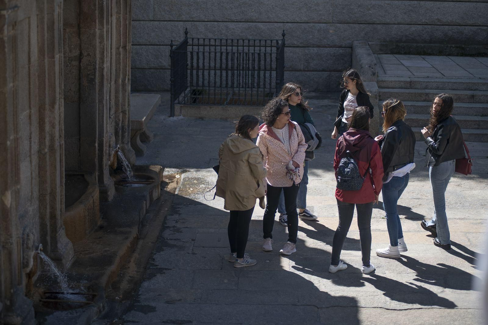 Turistas en Ourense (XESÚS FARIÑAS)