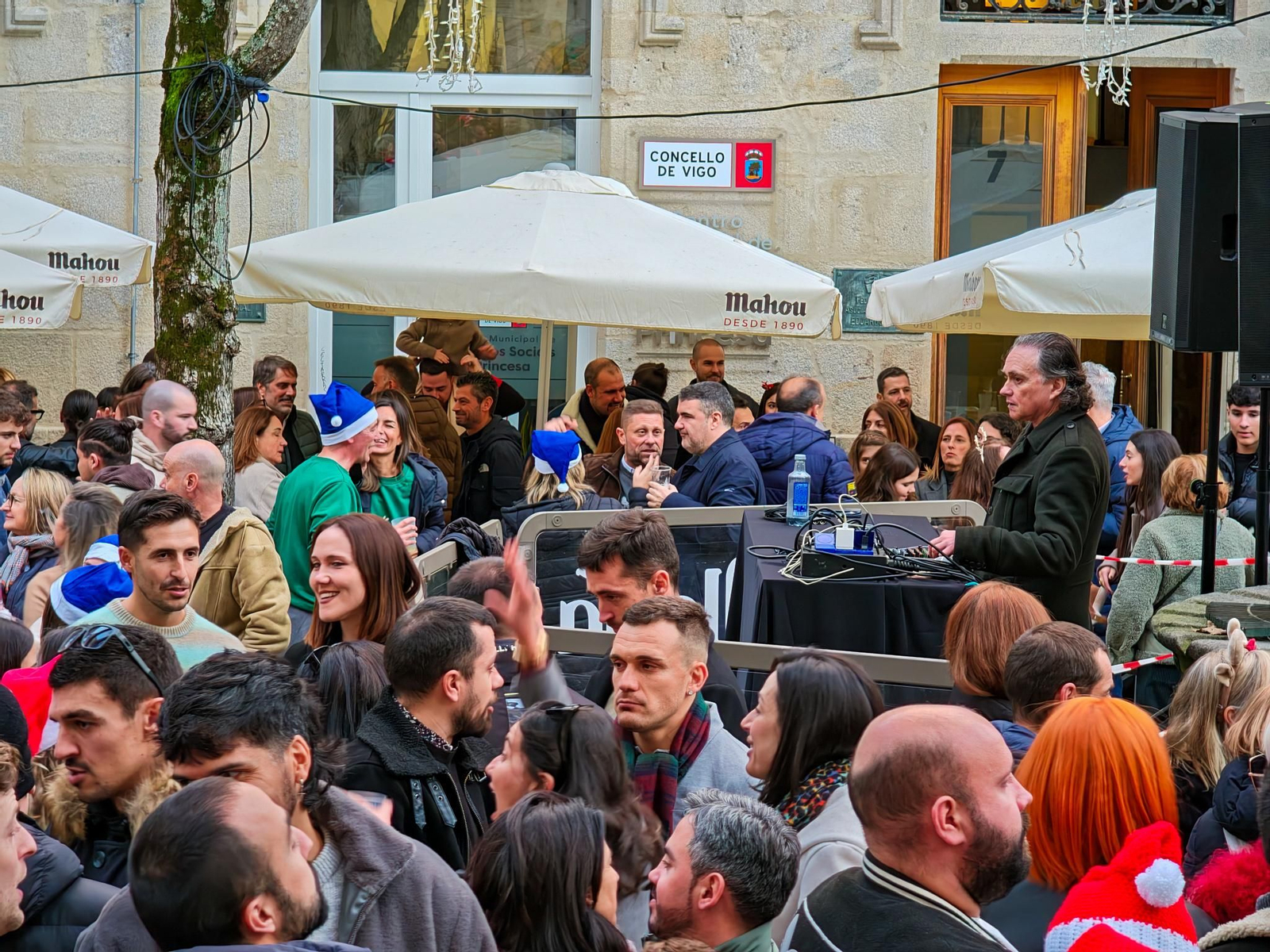 Galería | La Tardebuena rebosa las calles de Vigo
