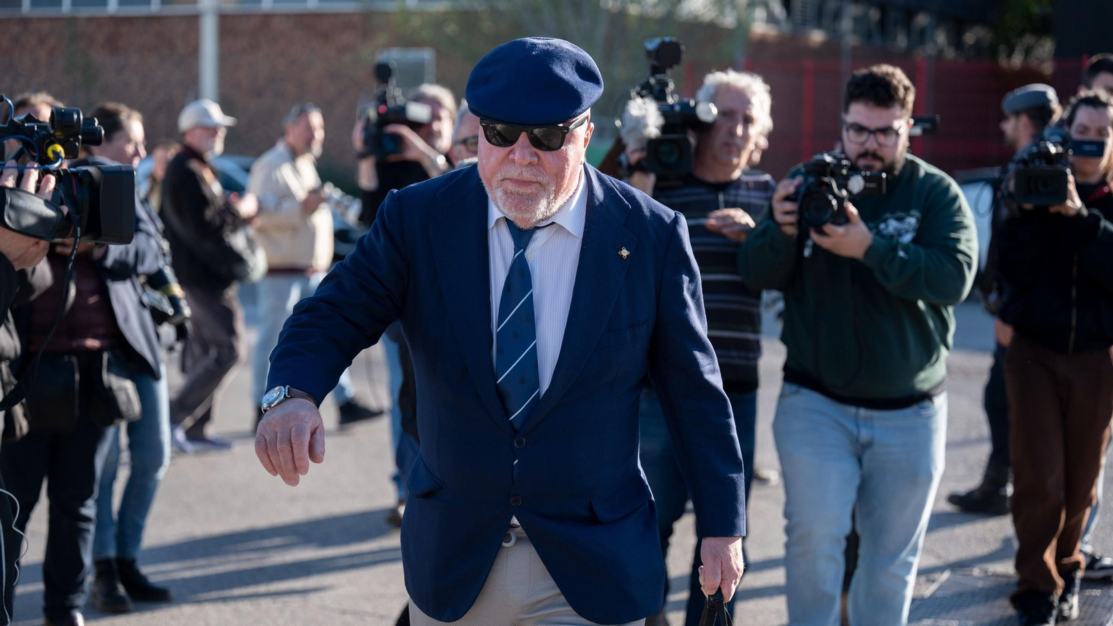 El excomisario José Manuel Villarejo durante el primer día del juicio de la Operación Kitchen