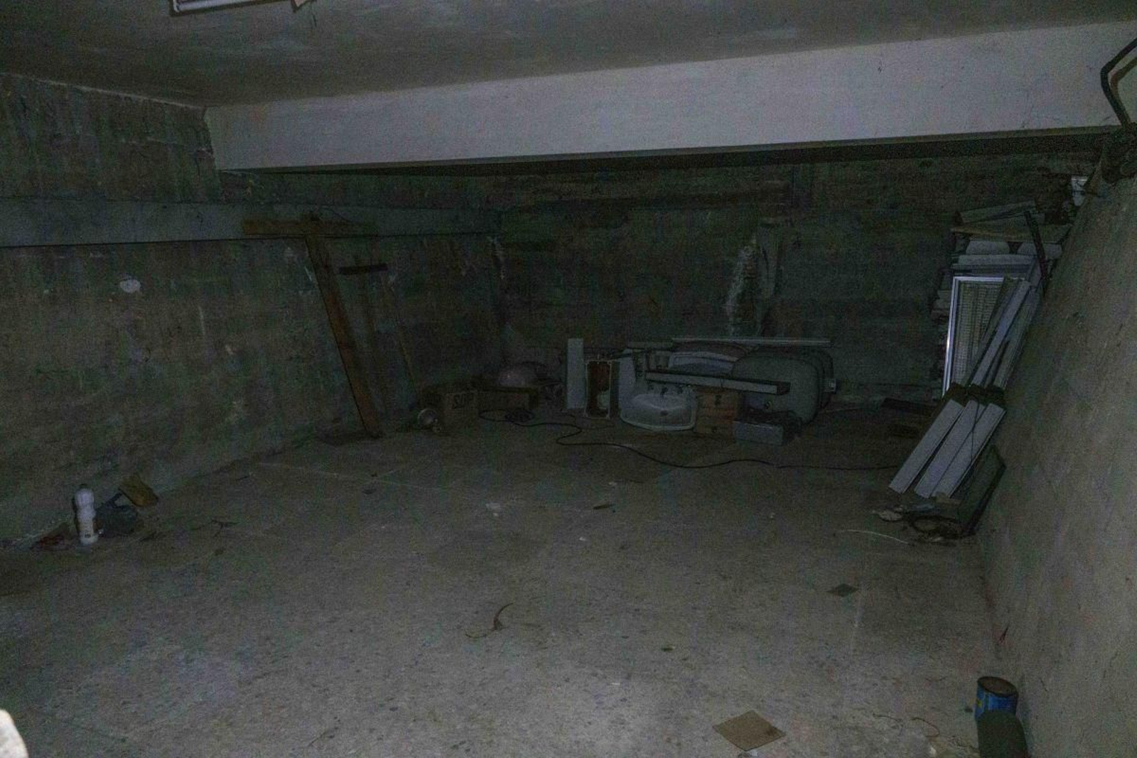 Recorrido por el búnker que hay en los bajos del Conservatorio Superior de Música de Vigo