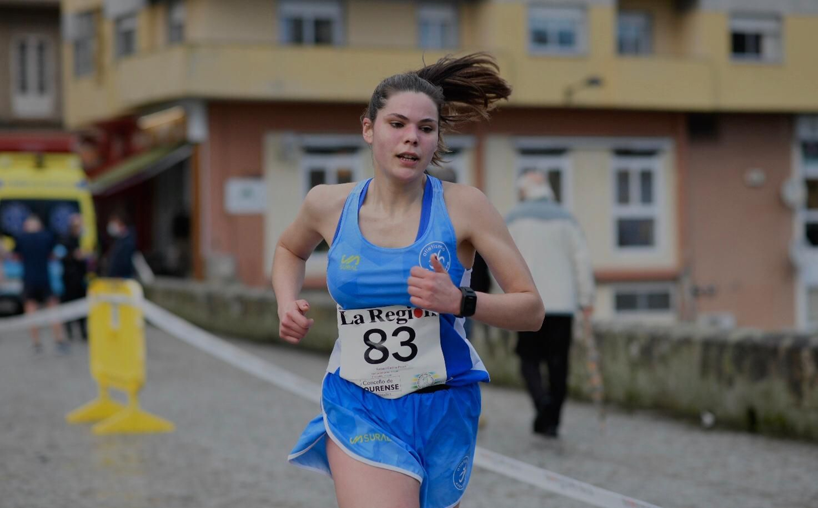 Los ourensanos despidieron el año corriendo (XESÚS FARIÑAS)