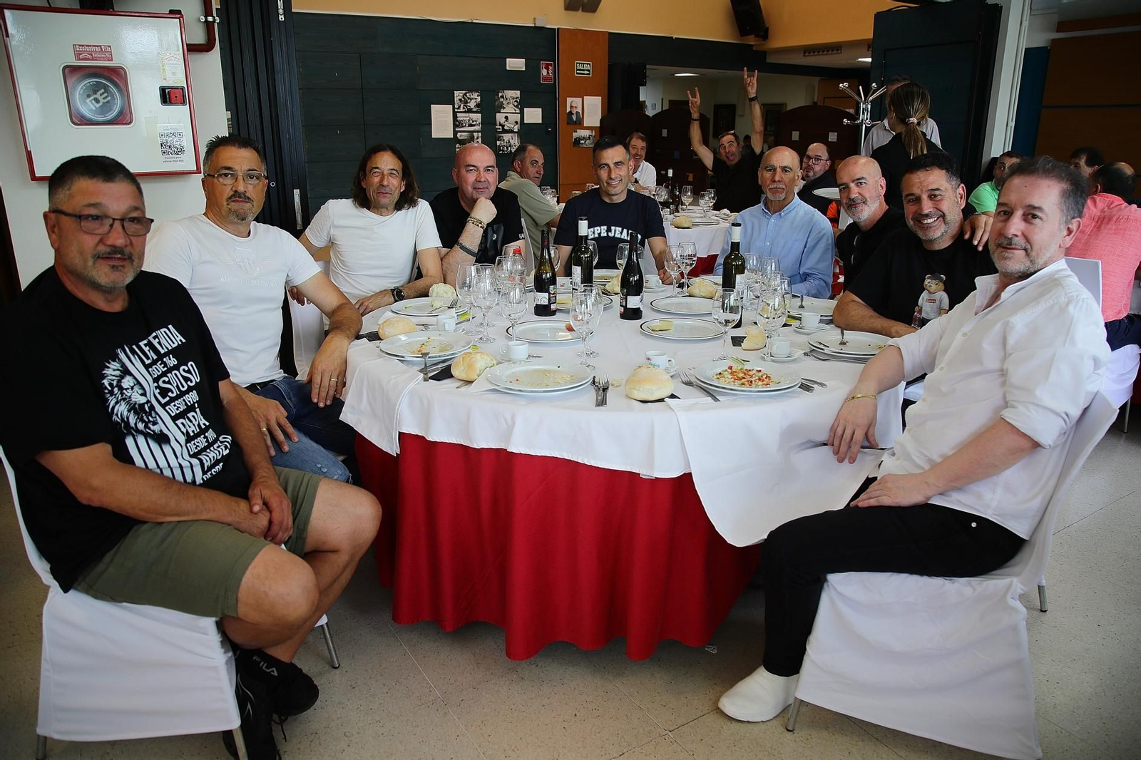 Miguel Ángel, Jose, Jose, Javier, Toño, Antonio, Roberto, Miguel y Luis.