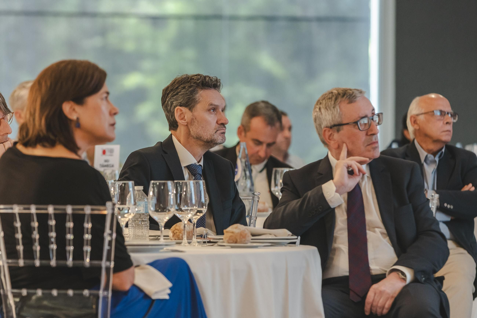 Galería | Numerosos invitados se dan cita en el Foro La Región para escuchar a Luciana Taft, consultora de AFI