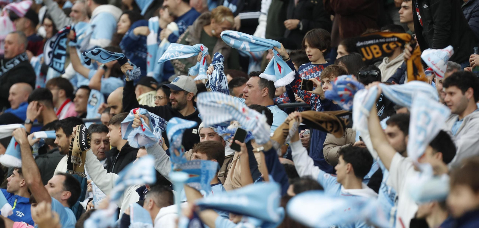 Galería | El Celta se da un festín en Balaídos frente al Valencia