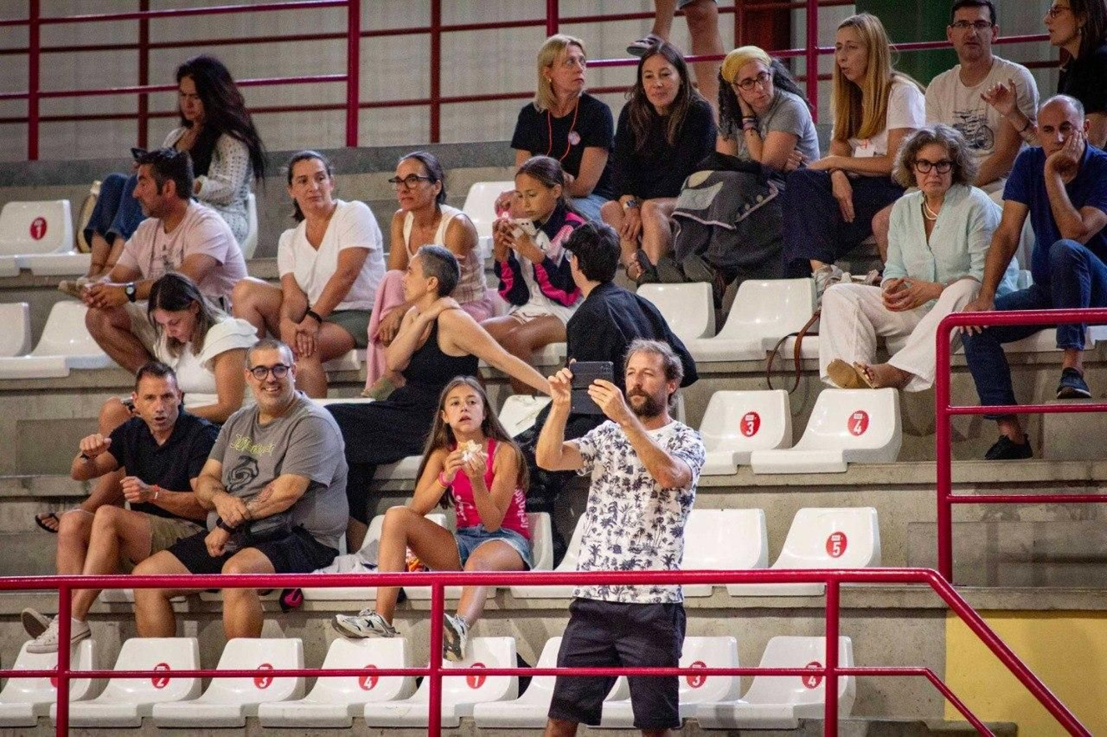 Galería | El VIII Trofeo Cidade de Vigo de patinaje artístico llena Coruxo