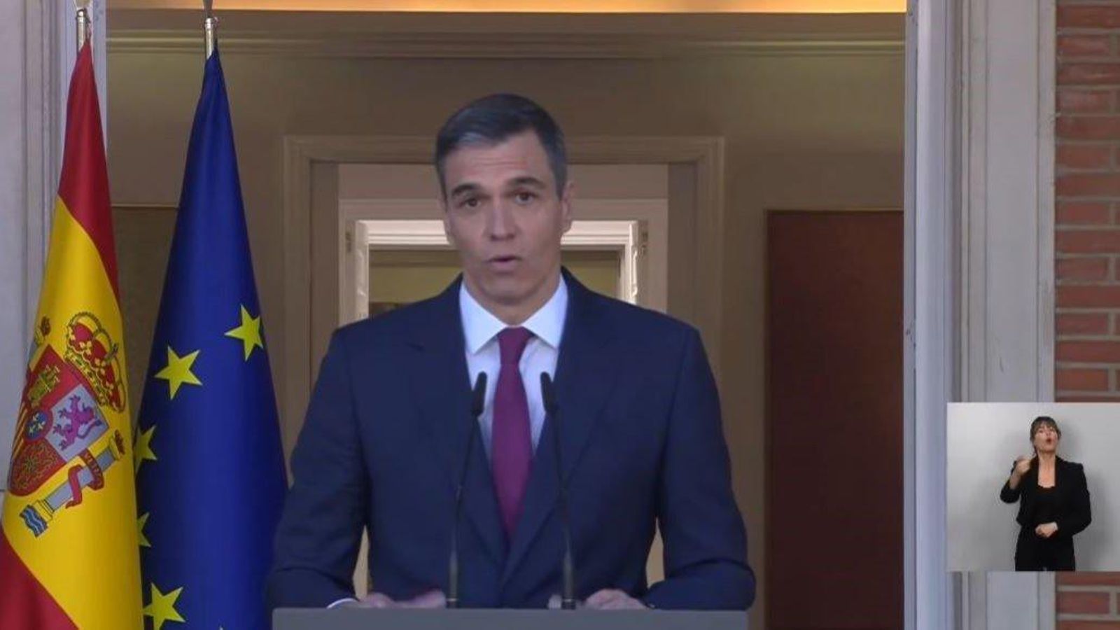 Pedro Sánchez en la comparecencia desde La Moncloa.