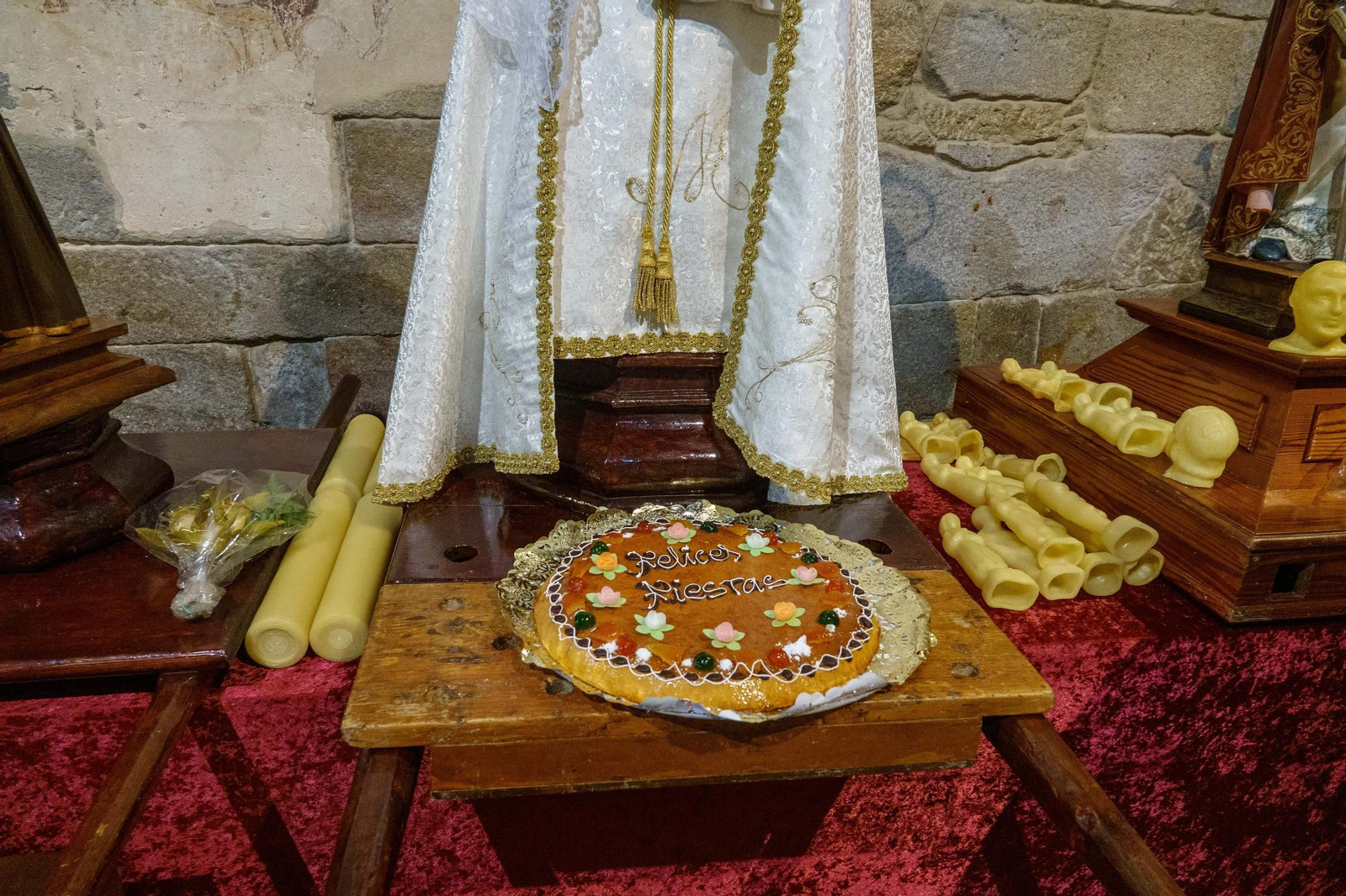 Galería | Vigo celebra As Candelas pese a la lluvia