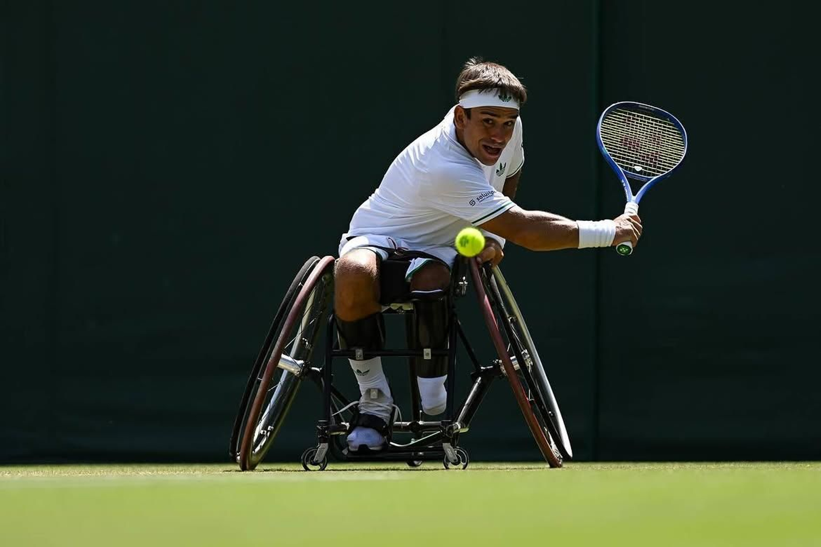 El vigués Martín de la Puente, en un partido de Wimbledon.