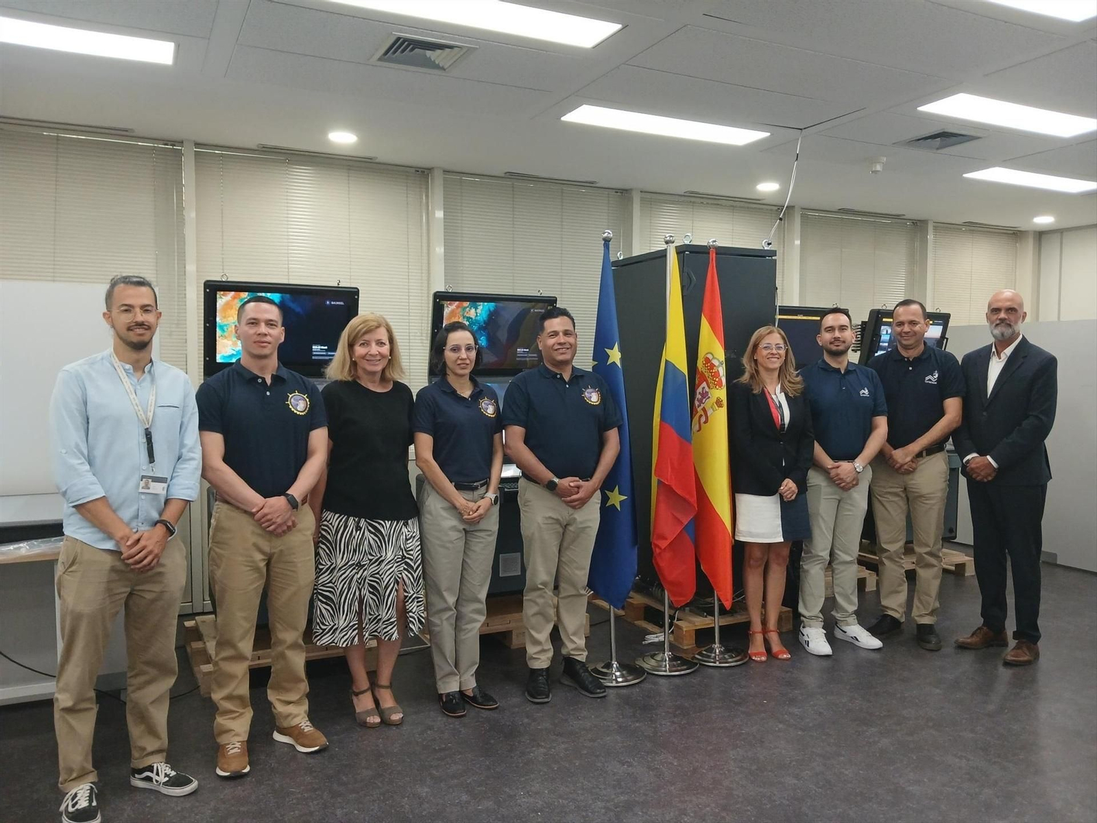 Delegación de la Armada colombiana y de la Corporación de Ciencia y Tecnología para el Desarrollo de la Industria Naval Marítima y Fluvial (Cotecmar) a las instalaciones que la firma española de defensa Sainsel tiene en Madrid.
