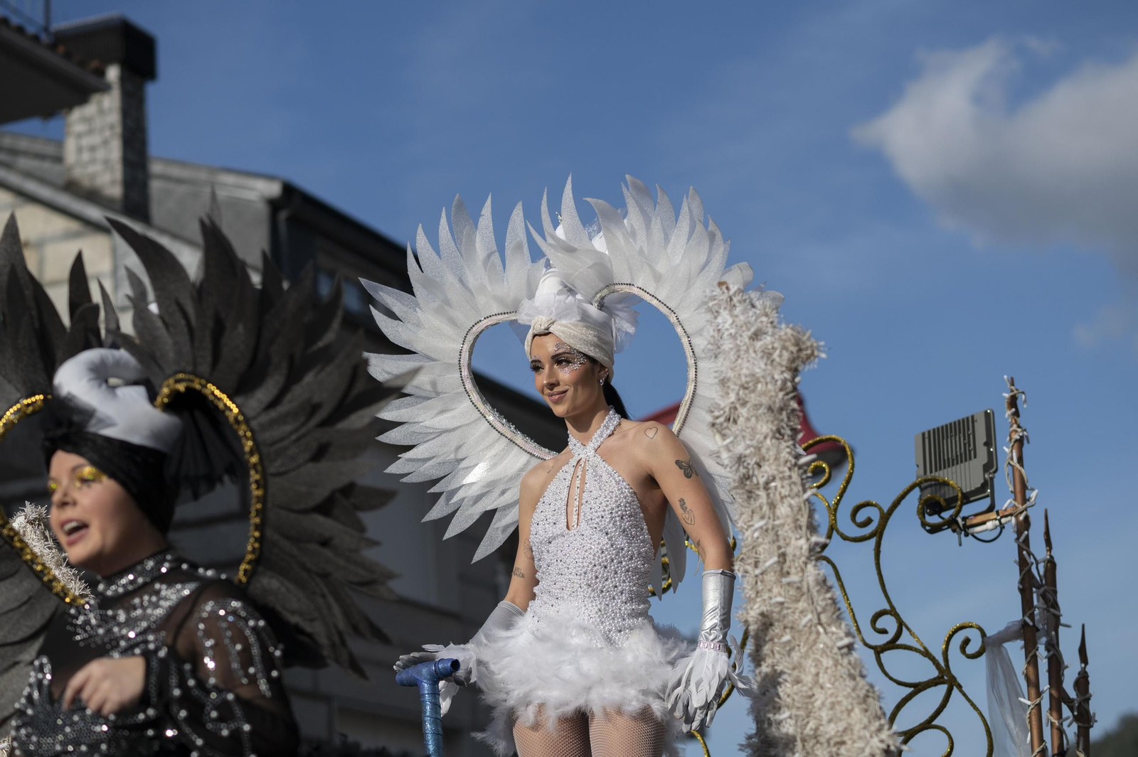 Galería | O Zamaruco dixo adeus ao Entroido en Cortegada o Entroido coas súas comparsas