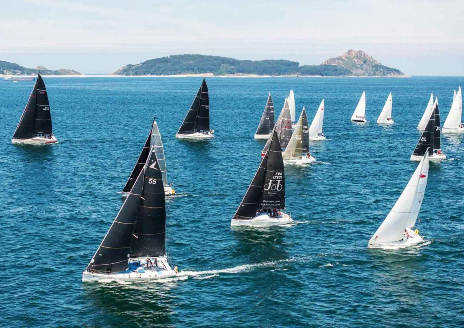 Varias embarcaciones, en el Trofeo Conde de Gondomar.