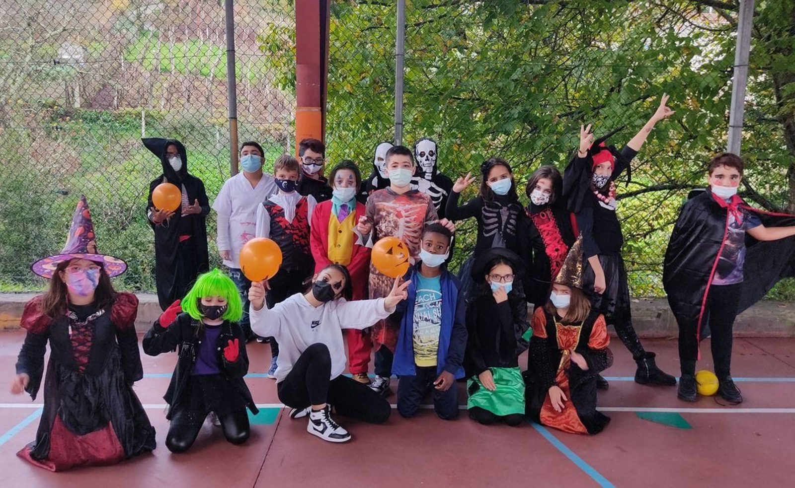 Vistahermosa. 
En quinto non faltaron os vampiros ou as bruxas.