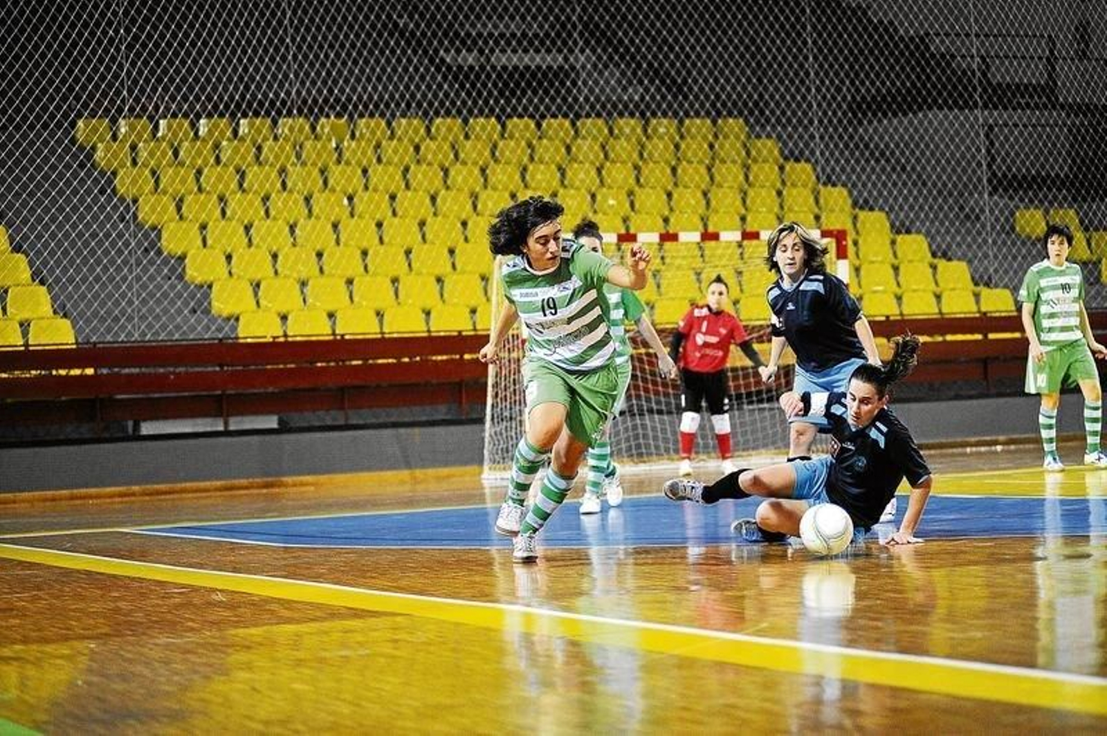 2013/2014: el Cidade consigue la estabilidad con un noveno puesto y 37 puntos.