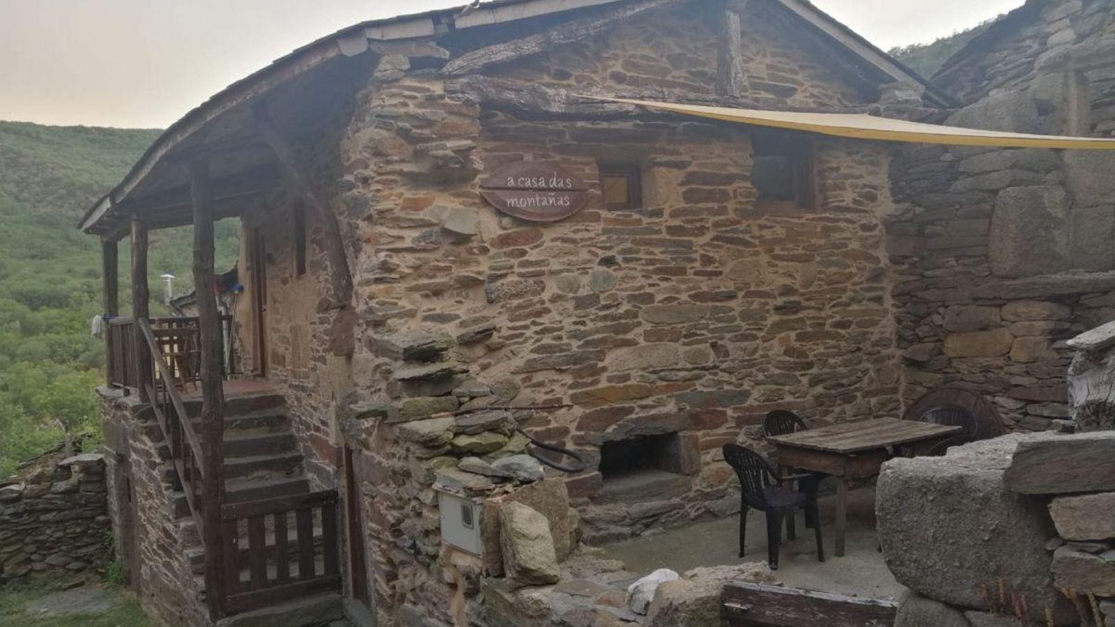 Una de las casitas de Requeixo.