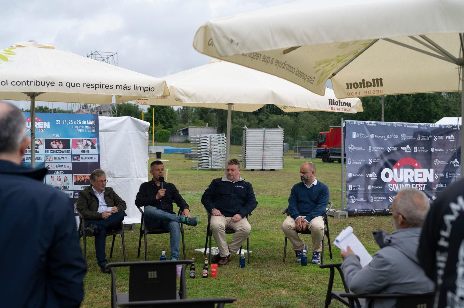 Luis Menor, Presidente de la Diputación, Rubén Álvarez, Director del festival, Cecilio Santalices, Jefe de servicio de promoción y difusión cultural en Xunta de Galicia y Chus Saez, responsable de márketing de Mahou en Ourense.