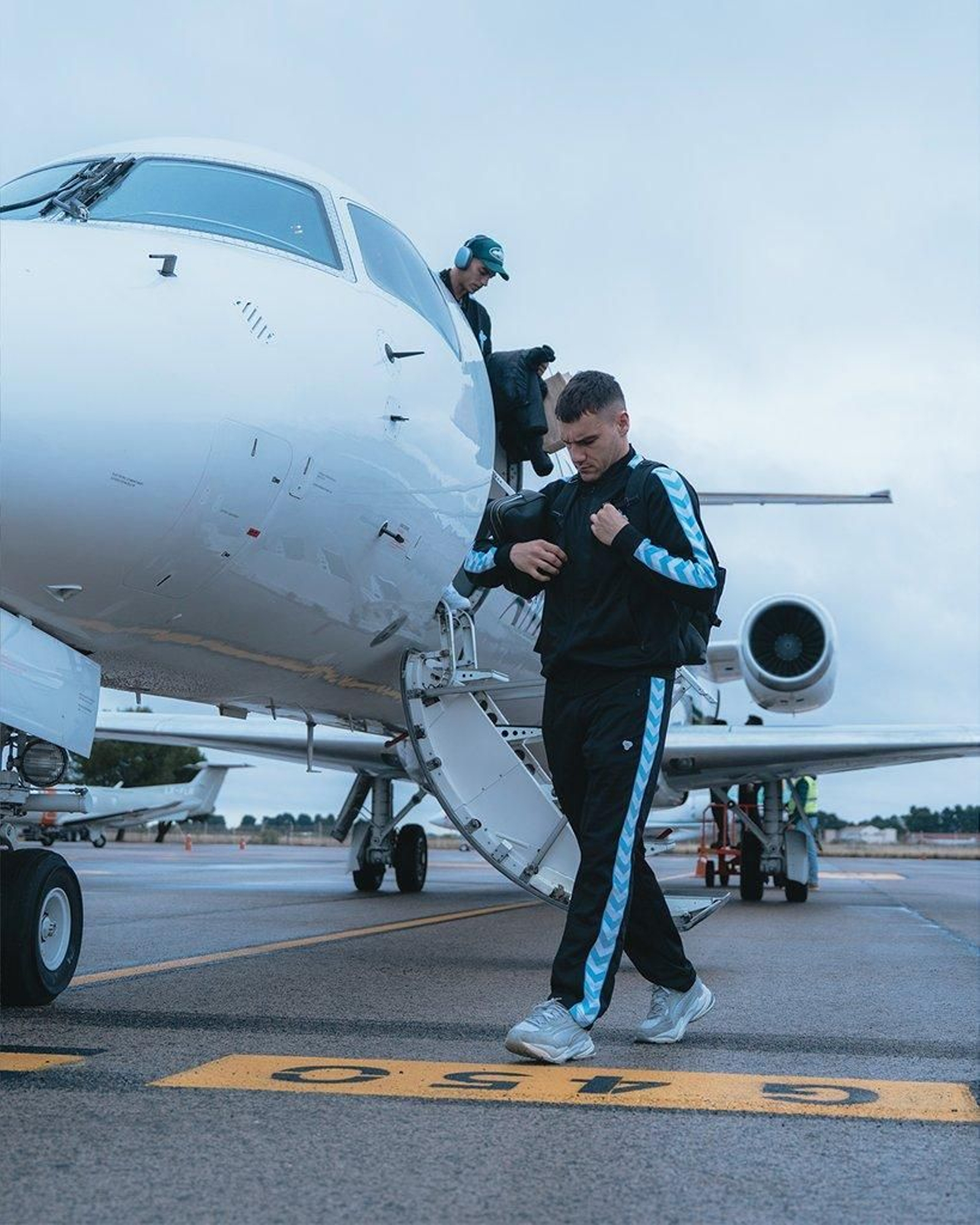 Sin Pablo Durán ni Borja Iglesias, y con Aspas jugando los 120 minutos en Albacete, todos miran a Jutglá.