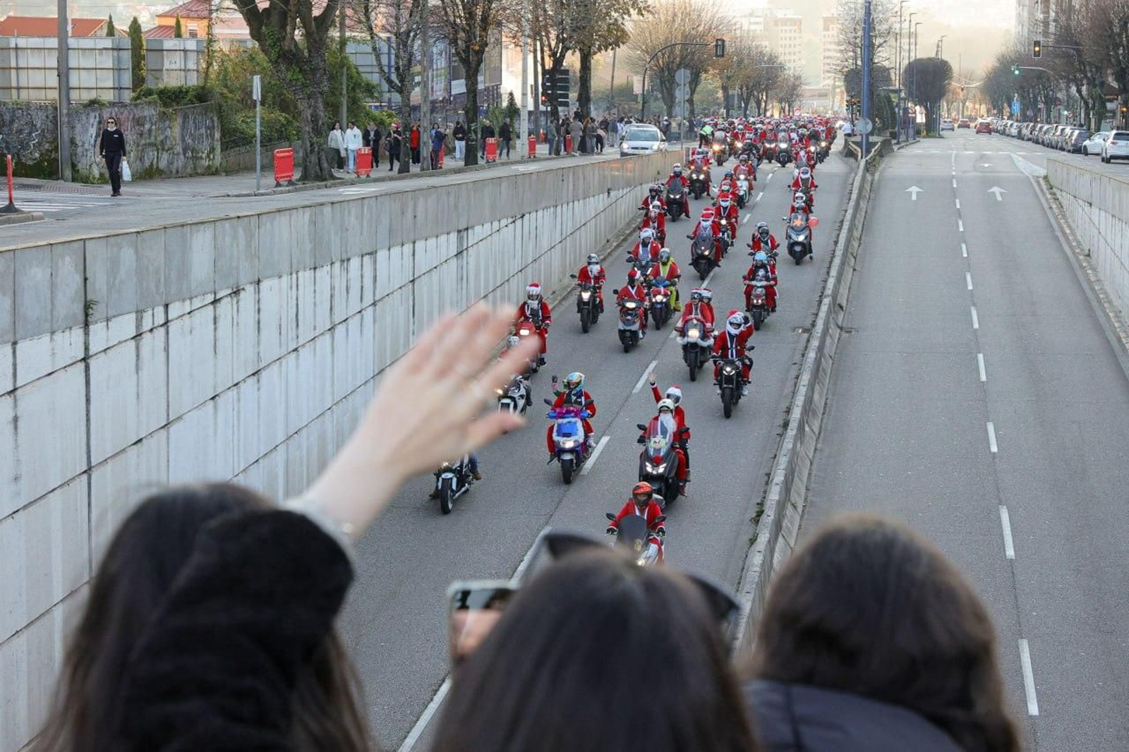 Galería | Los papanoeles moteros toman Vigo