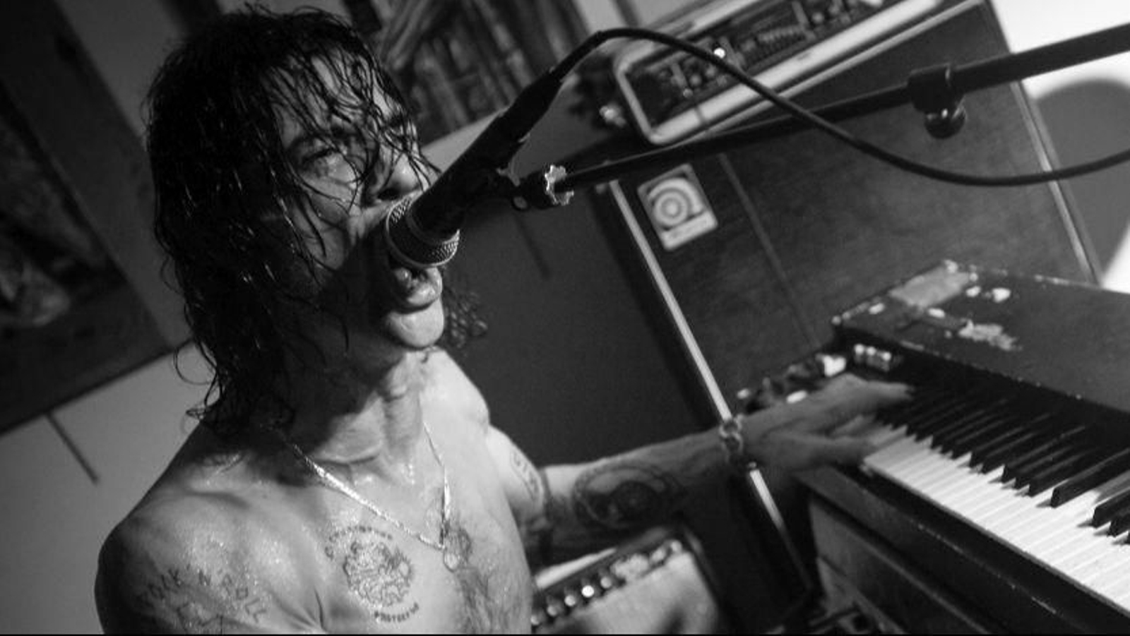 James Leg durante uno de sus conciertos.