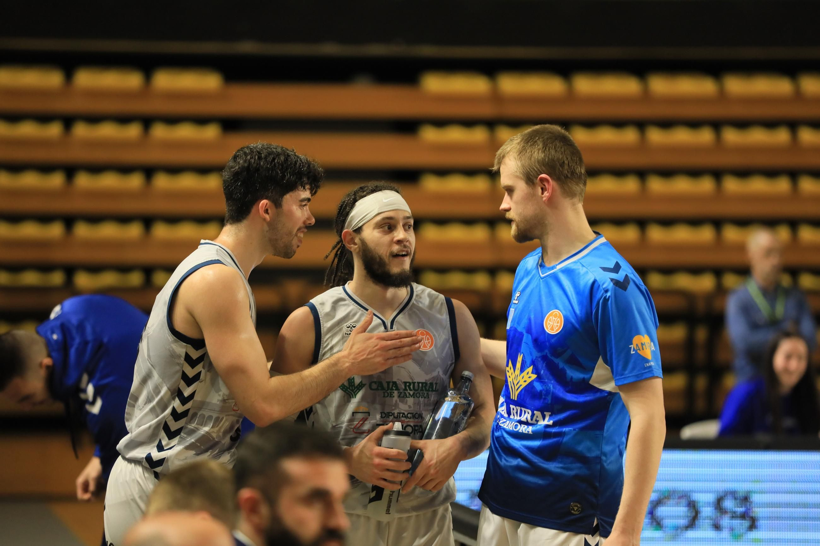 Galería | El Pazo responde al llamado del COB pese a la derrota