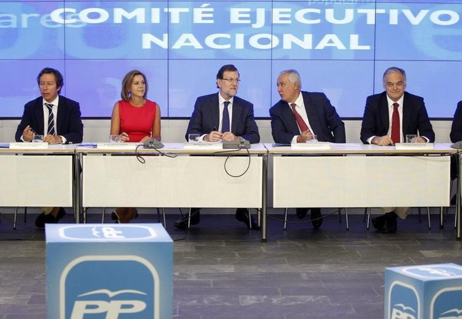 Floriano, Cospedal, Rajoy, Arenas y González Pons, durante la reunión del Comite Ejecutivo Nacional del PP (M.A. MOLINA)