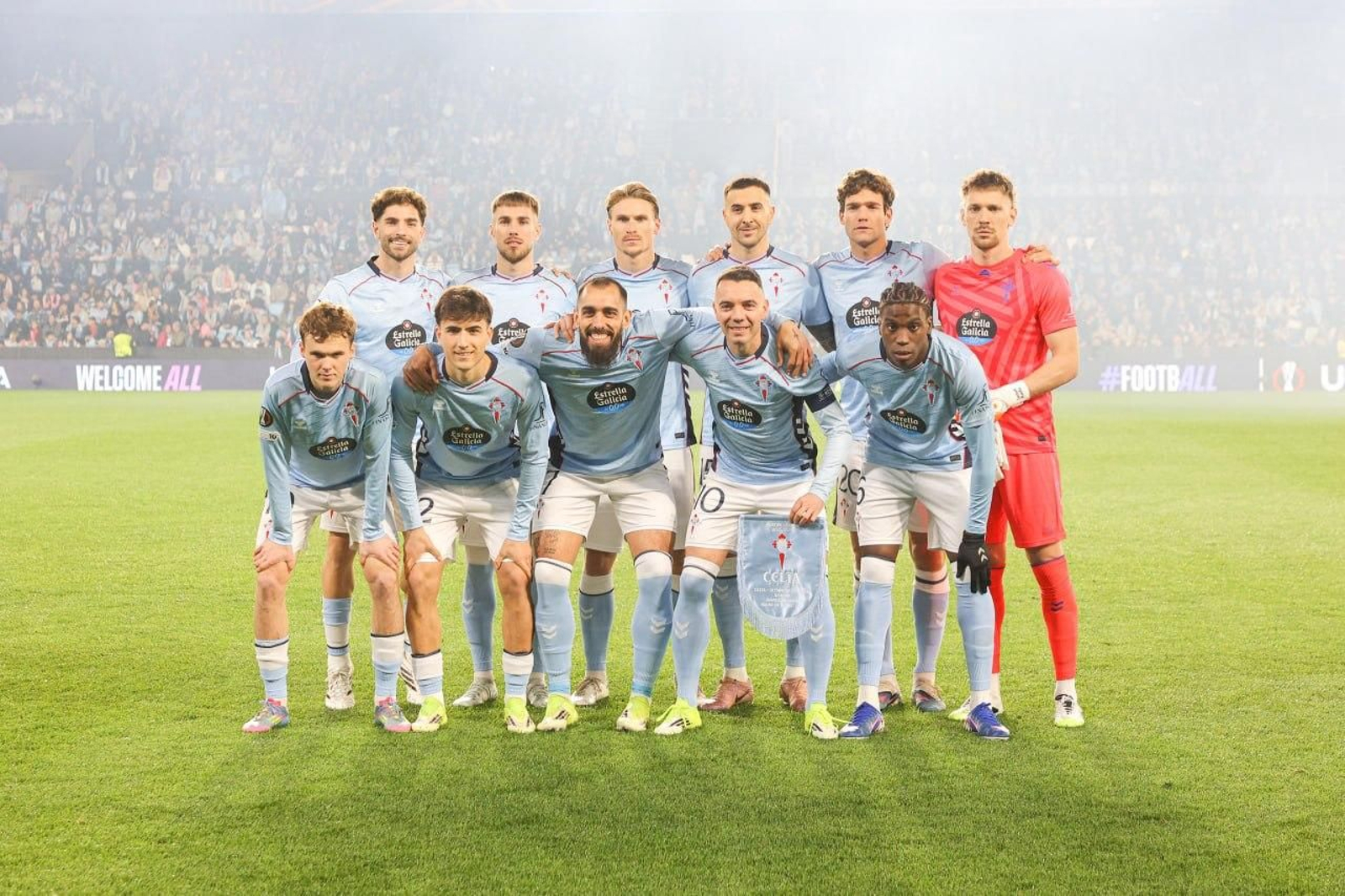 Galería | El Celta y el Olympique, un duelo de altura en Balaídos