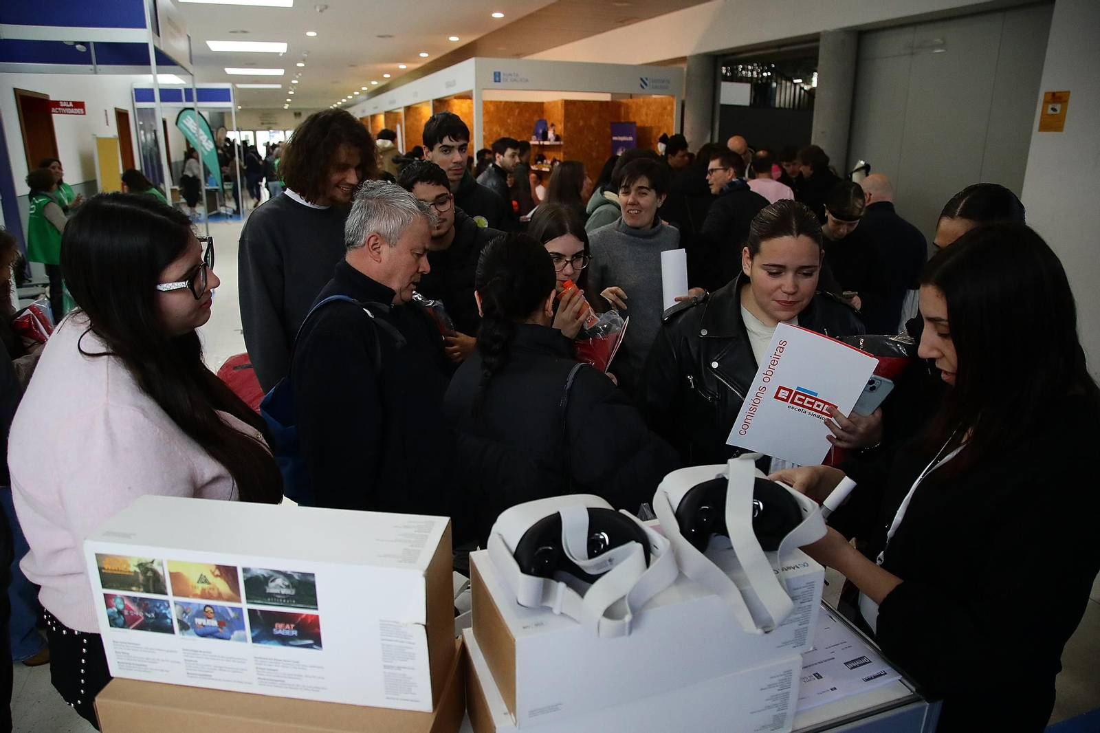 Galería | Previsel transforma Expourense en un parque de prevención y seguridad