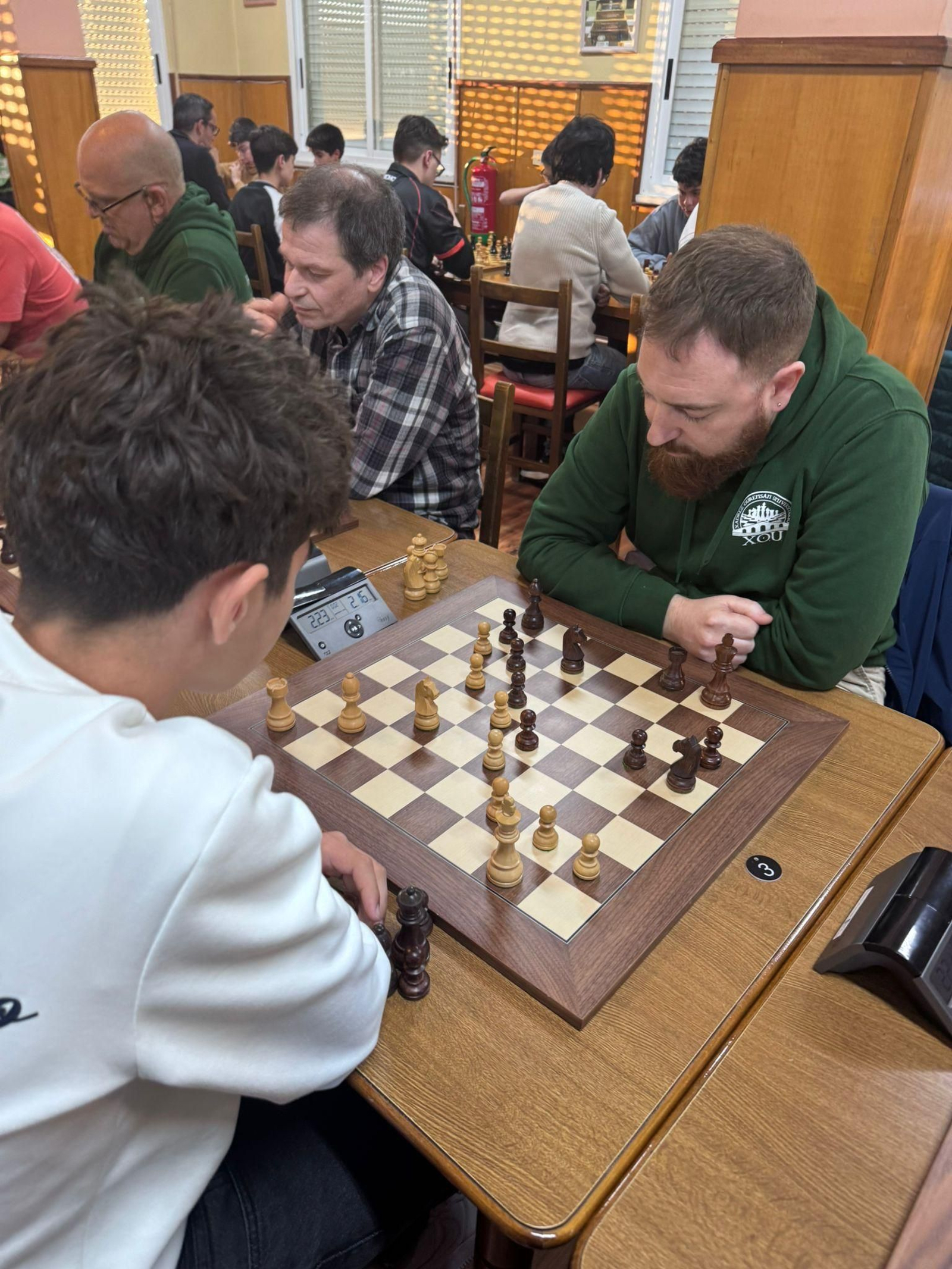 Galería | El ajedrez conquista Barrocás durante la Semana Santa