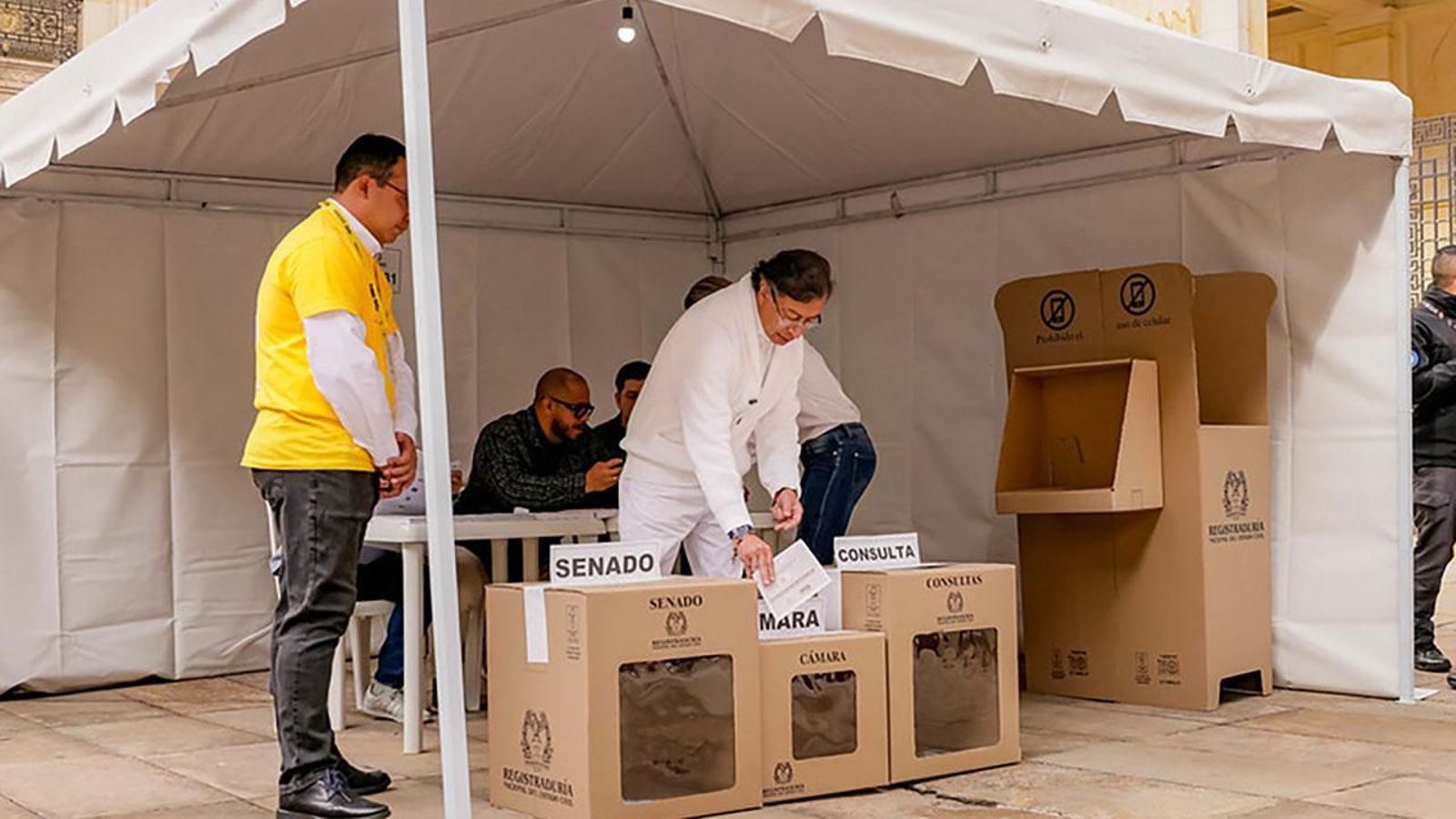 Petro durante la votación del pasado domingo