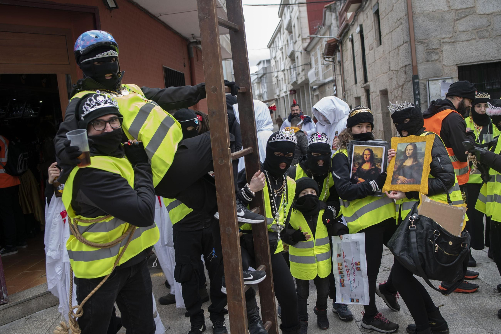 Galería | El sol hace acto de presencia en la mañana de sábado de Entroido de Xinzo de Limia