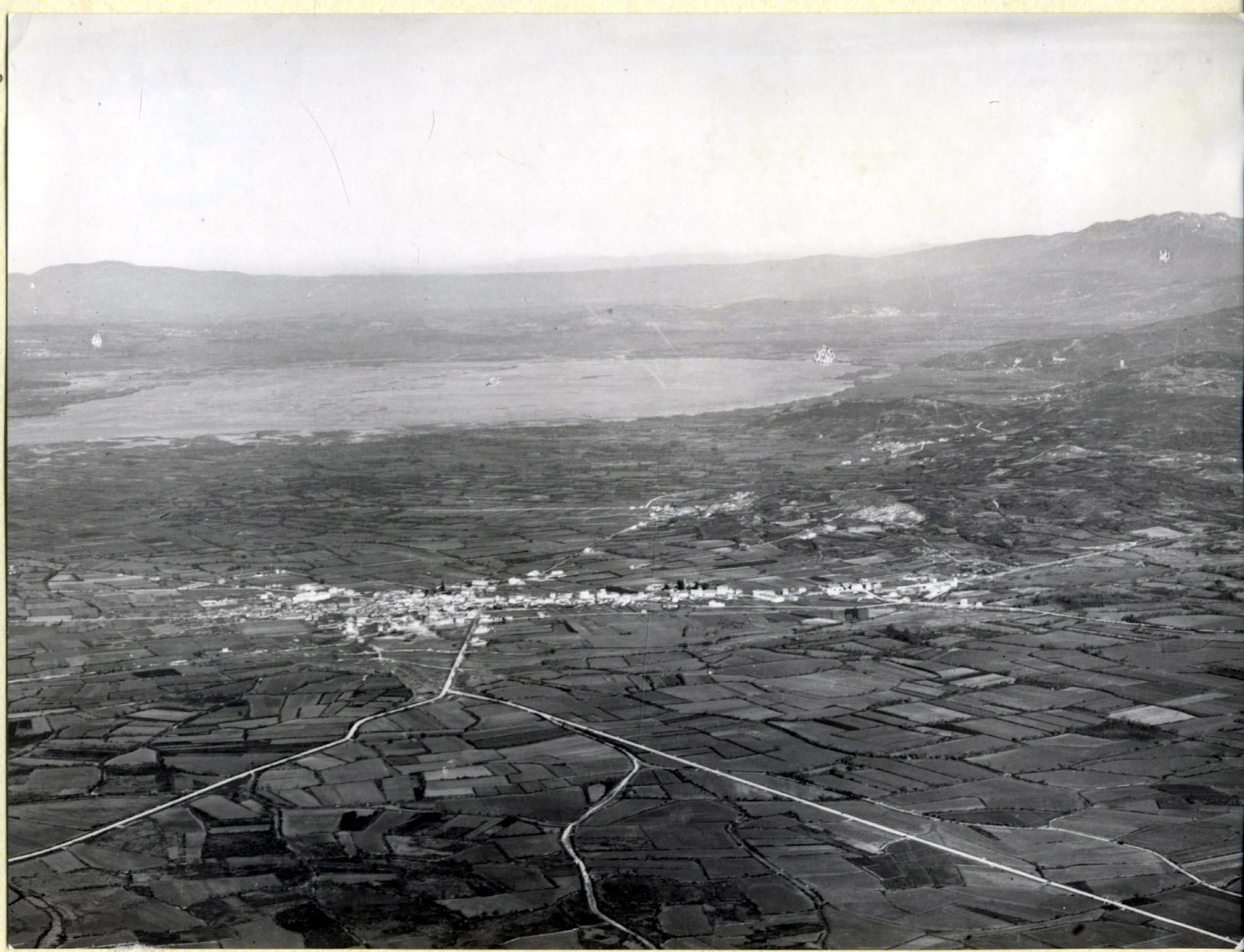 Vista aérea de Xinzo e a extinta Lagoa de Antela.