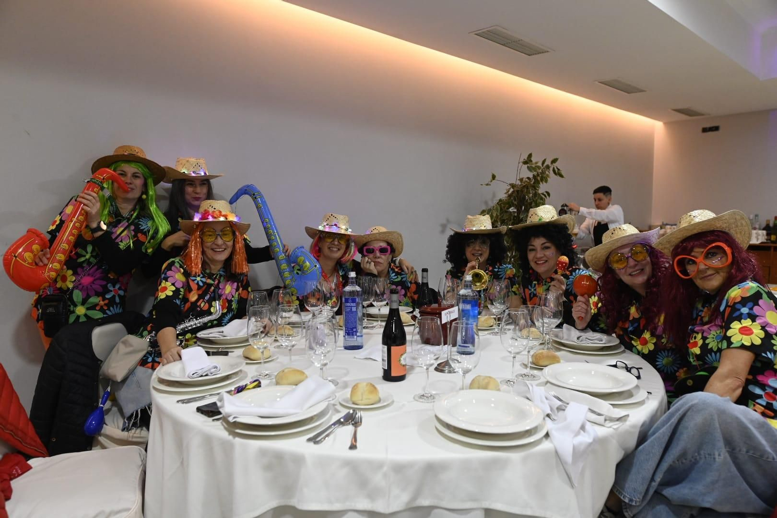 Así vivió Ourense su Jueves de Comadres