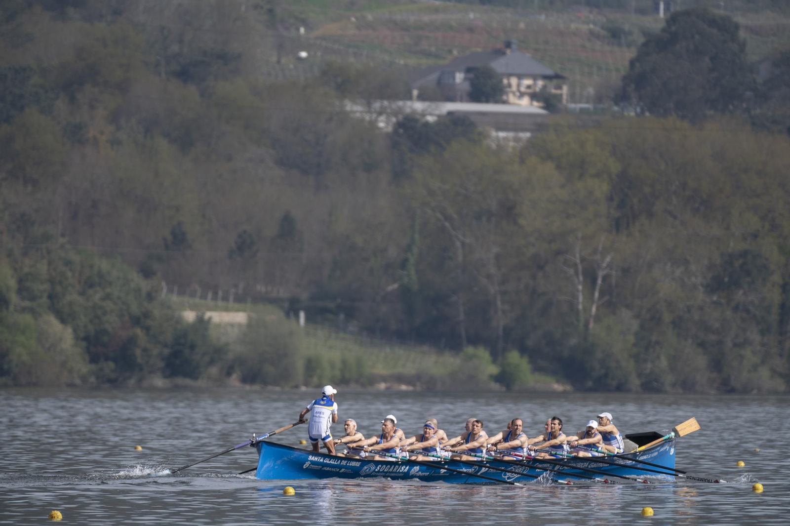 Galería | Las traineras conquistan y brillan en Castrelo de Miño