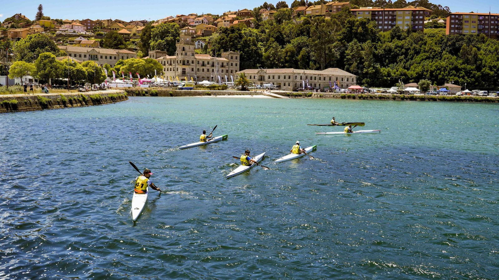 Vigo acoge a los mejores especialistas españoles en la modalidad de kayak de mar en busca de plazas para el Europeo de Brest.