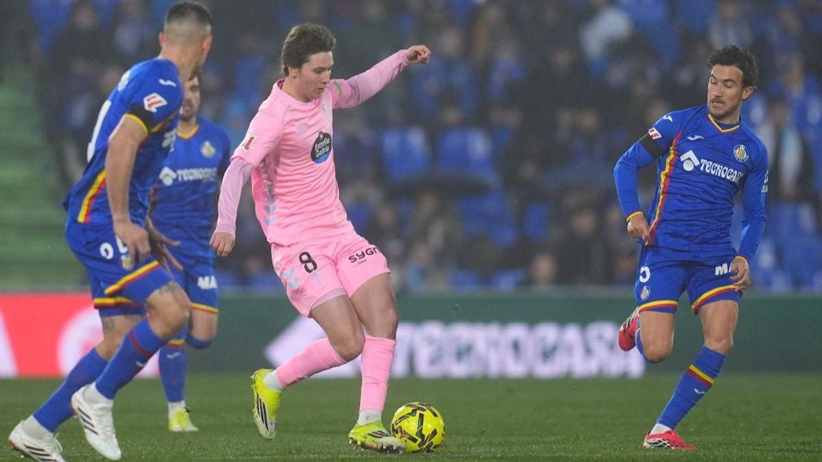 El mediapunta vigués estuvo muy controlado por los futbolistas locales, bien aleccionados de que era el futbolista a cortocircuitar.