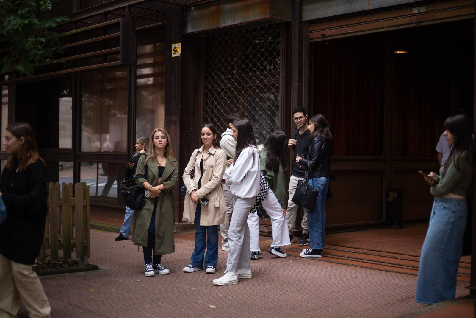 En centros de estudio, una de las mejores formas de converger para la gente joven.