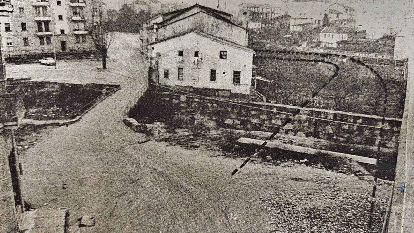 Polémica con el acceso al barrio de El Polvorín.