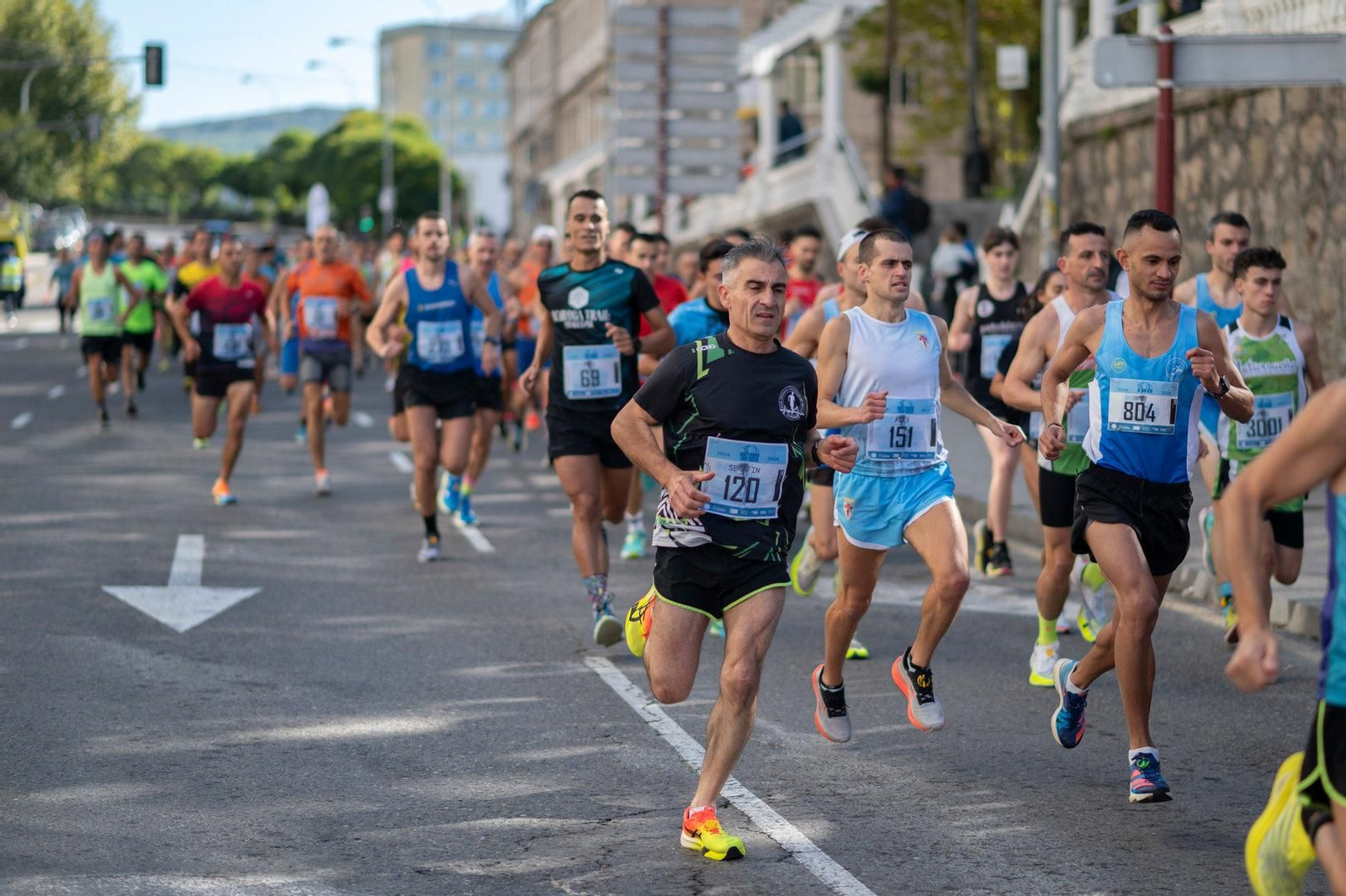 Los corredores iniciaron marcha a las 11:00 horas.