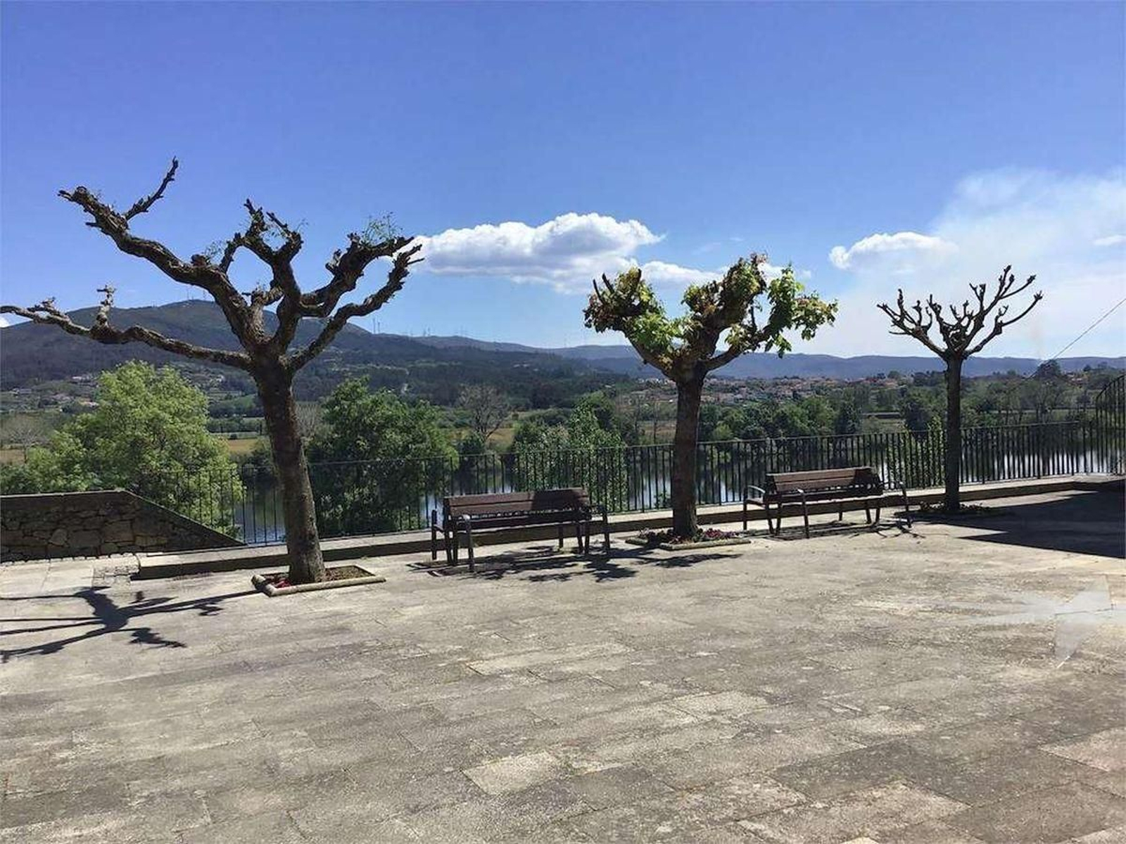 El objetivo de las obras en este enclave pretende renovar la red de saneamiento.