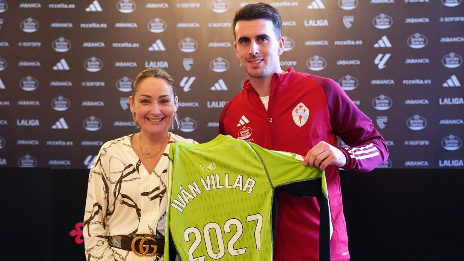 Marián Mouriño e Iván Villar en la renovación del aldanés.