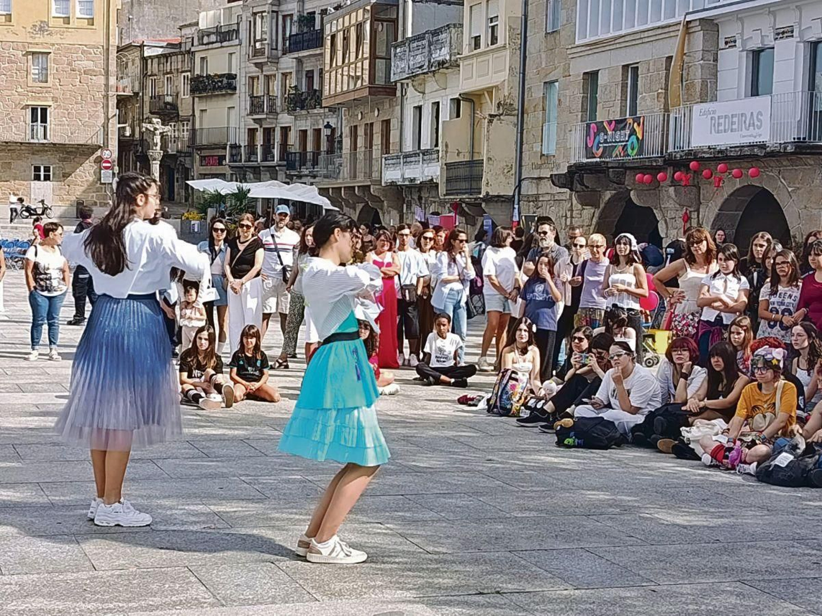 La música K-Pop, el baile que une a jóvenes y Corea en O Berbés