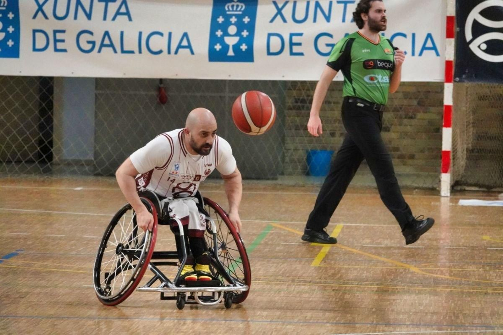 Berni Costas entró en el equipo por la baja de Lewis Edwards.